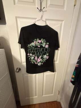 Fleetwood Mac Floral Circle Logo Band T-Shirt Black Size L